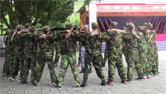 华之航军事拓展训练 2